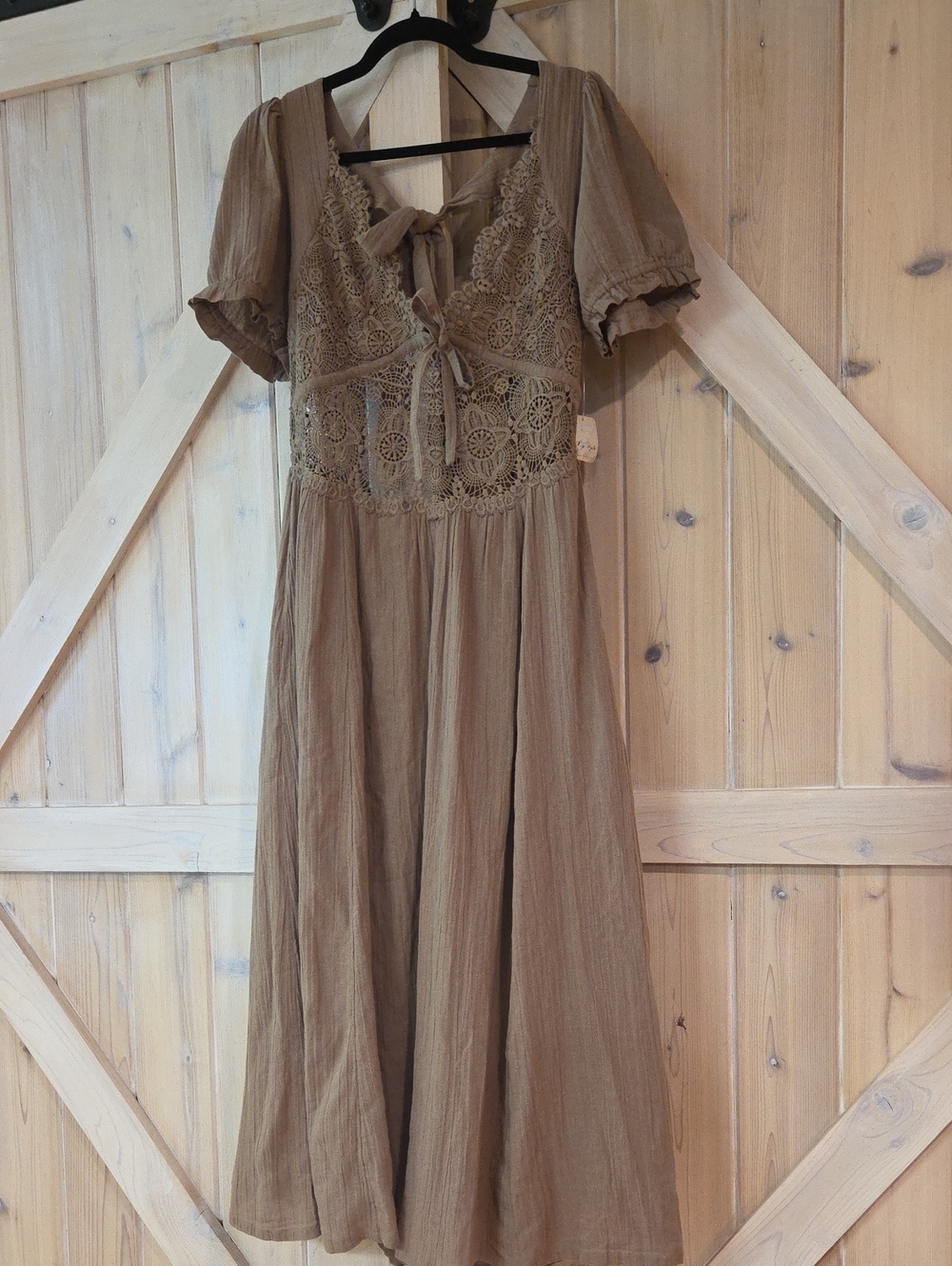All You Need Is Lace Midi Dress - Picture 5 of 12